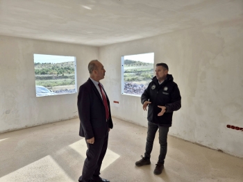 Gönen Sera Organize Tarım Bölgesi Hizmet Binası ile peyzaj çalışmaları yerinde incelendi.